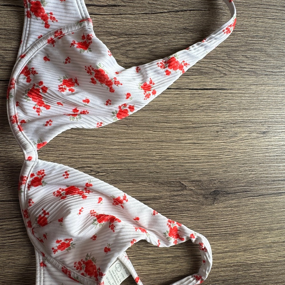 Hollister White and Red Bikini Top - Picture 1 of 3